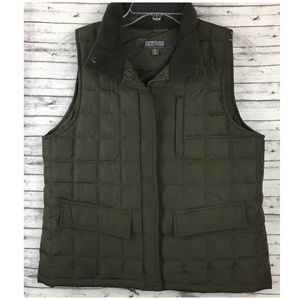 Kenneth Cole Reaction Puffer Vest. Size M